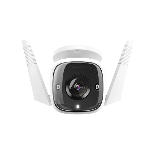 Caméra Tapo C310, TP-Link : caméra de surveillance pour l'extérieur d'un commerce.